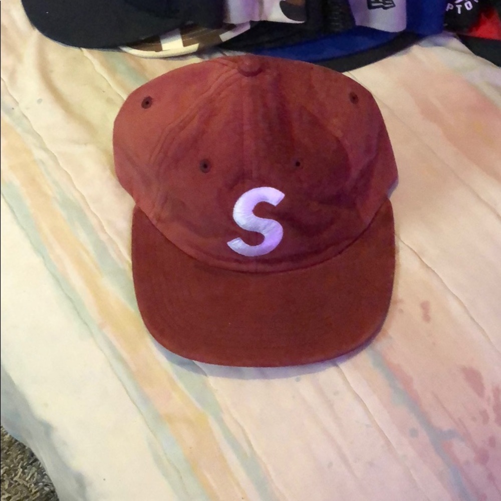Supreme s logo leather strapback